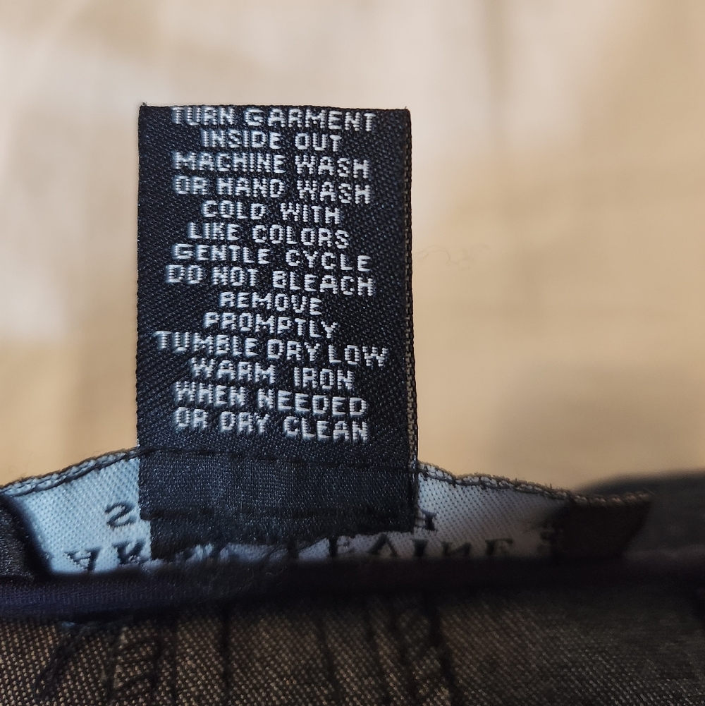 Larry Levine Stretch Denim Fit & Flare Skirt | Size 10 - Picture 5 of 5